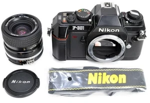 Fast neuwertige analoge Nikon F-301 N2000 35-mm-Spiegelreflexkamera mit Objektiv 35–70 mm f/3,3–4,5 Ai-s - Bild 1 von 23