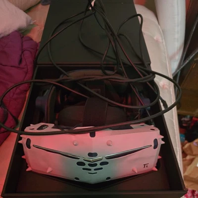 Pimax Vision 8K PLUS VR Headset  - Image 1 of 3