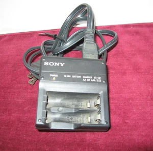 Genuine Sony NiMH Battery Charger For  AA Or AAA Model BC-CS1 With Cord Black - Picture 1 of 2