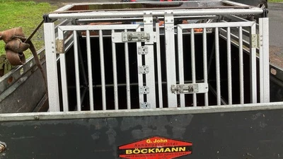 Hunde Auto Transportbox Schmidt Alu Größe M für ein oder zwei Hunde - Bild 1 von 2
