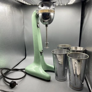 Vintage Model 30 Jadite Green HAMILTON BEACH Soda Fountain Milkshake MALT MIXER - Picture 1 of 24