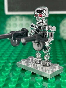 NEW! Custom CHROMED OUT PAD PRINTED LEGO TERMINATOR ENDOSKELETON SKELLY w/Case! - Picture 1 of 7