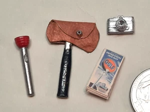 Dollhouse Miniature - Outdoor Recreation Accessories lot of 4, ACC30 - Picture 1 of 3