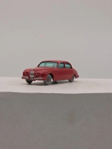 OLD VINTAGE LESNEY MATCHBOX # 65 JAGUAR 3.4 LITRE SALOON grey wheels - Picture 1 of 9