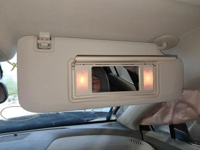 Солнцезащитный козырек для правостороннего пассажира с подсветкой подходит для 17–19 CRUZE 409014 - Изображение 1 из 4