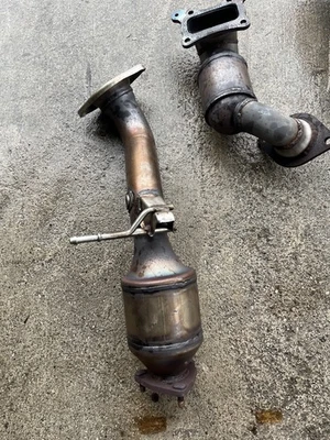 2012-2015 Civic SI 2.4L Exhaust Manifold & Rear Catalytic Converters OEM Used - Image 1 of 2
