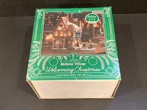 Juego de 2 2018 Department 56 Dickens' Village bienvenida Navidad 6002291 - Imagen 1 de 3