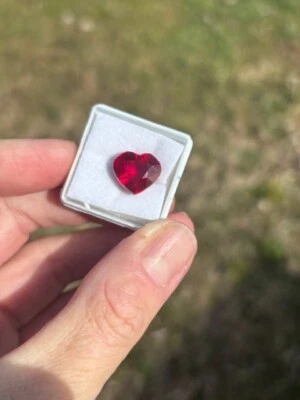 Natural certified Red Ruby TCW 8.82 Heart shape Gemstone - Image 1 of 4
