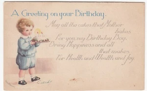 Postal de cumpleaños vintage firmada por artista Clapsaddle ~ niño pequeño con pastel y velas - Imagen 1 de 2