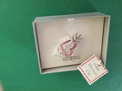 Prendedor de San Valentín Villager de Liz Claiborne Foto 1 de 2