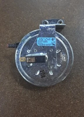 PPS10052-2685 Tridelta Lennox Furnace Pressure Switch Part# 24L5101 / .51 WC - Image 1 of 4