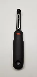 OXO SoftWorks Swivel Peeler Built-In Potato Eyer One Stainless Steel Blade - Picture 1 of 8
