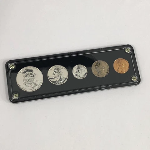 (1) 1961 United States SILVER Proof Set in * CAPITAL * Like Plastic Holder Cover