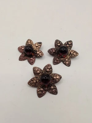 Antique Copper & Red Glass Star Shaped Buttons - Image 1 of 4