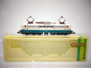 Locomotora eléctrica Minitrix 12068 escala N DB E 151 073-4 en azul/beige en embalaje original - Imagen 1 de 6