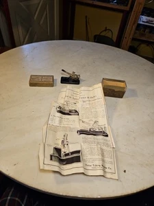 Antiguo cortador de agujas de fibra Victor Victrola con caja original e instrucciones ¡BONITO! - Imagen 1 de 22