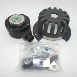 Dynapar HS35R102484P7 Heavy Duty Hollowshaft Incremental Encoder - Photo 1/4
