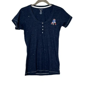 T-shirt donna manica corta New England Patriots scollo a V strass, taglia small - Foto 1 di 5