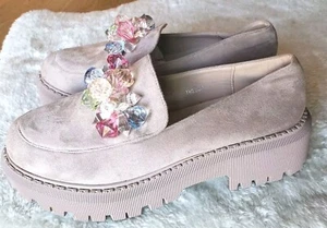 NWOB  EUR 40 Seastar Classic Beige Suede Loafers Jeweled 1.5" Platform Sz 9 US - Picture 1 of 7