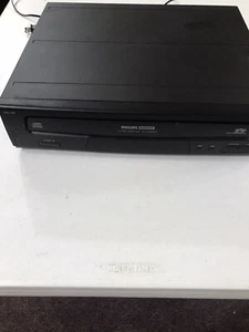 Philips Magnavox 5 Disc Carousel CD Changer M-CDC735 Powers On No Remote AS IS - Picture 1 of 4
