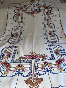 Vintage Rose -Floral Embroidered Cross Stitch Tablecloth With Napkins 78x57 (33 - Picture 1 of 18