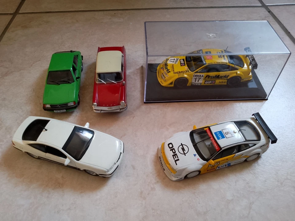 Minichamps 1:43 Opel Calibra V6 DTM Ludwig 94 - Reuter 96 - Rekord - Kadett - Immagine 1 di 1