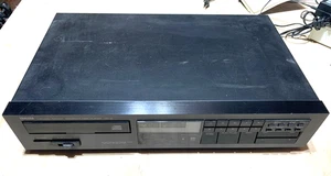 Yamaha CD-2 Lettore Compact Disc Natural Sound - Non testato - Foto 1 di 4