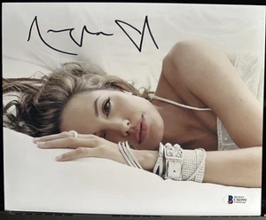 FOTO FIRMADA POR ANGELINA JOLIE 8X10 PIES SEXY AUTÓGRAFO PIEL DE BEBÉ CALIENTE CERTIFICADO DE AUTENTICIDAD 4 - Imagen 1 de 3