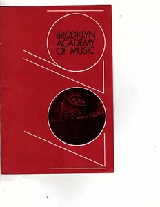 ROYAL SHAKESPEARE CO. THEATRE PROGRAM march 1971 a Midsummer Night (spi - Picture 1 of 2