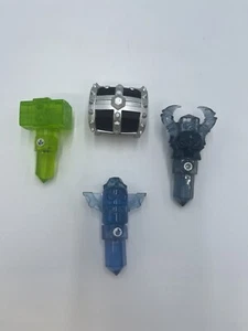 Skylanders Lot of 4 Activision Traptanium Crystal Traps Team And Silver Chest - Picture 1 of 6