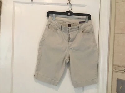 Шорты-бермуды кремовые универсальные с эффектом похудения Gloria Vanderbilt 6 (28x20) - Изображение 1 из 4