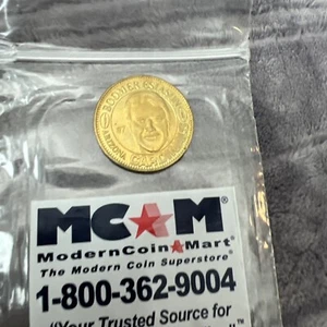 1997 Pinnacle Boomer Esiason Arizona Quarterback Coin - Picture 1 of 8