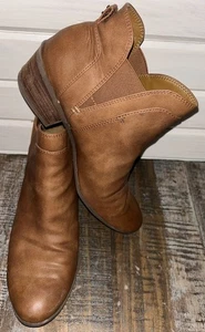 Stivaletti Chelsea Sam Edelman taglia US 7 marrone miele slip on pelle vegan - Foto 1 di 11