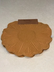 Nicole Miller Home Placemats Set Of 4 Sunflower Yellow 15” NWT - Picture 1 of 5