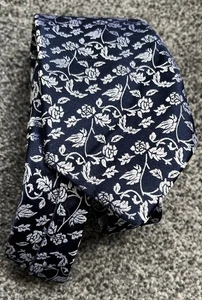 Mens T.M Lewin Pure Silk Navy Blue White Floral Smart Event Tie 3.25" Wide - Picture 1 of 2