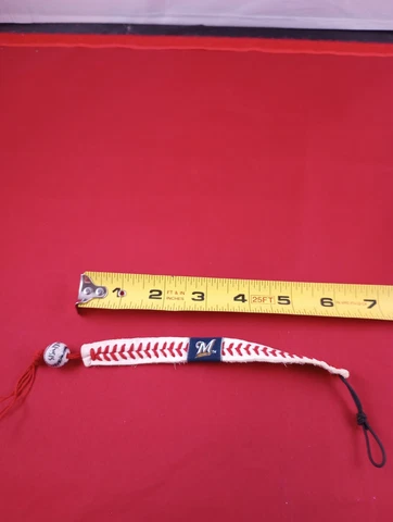 Milwaukee Brewers Bracelet *165-D Cover