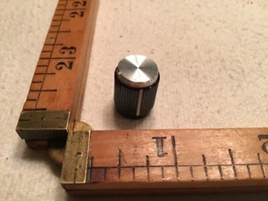 One Vintage All Aluminum Stereo Knob, 3/8” Dia. Silver Top Black Sides Unbranded - Picture 1 of 3