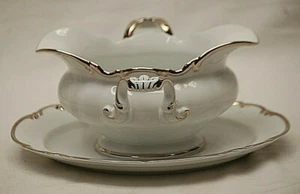 Revere Hutschenreuther Gravy Boat Sylvia White Platinum Scalloped Trim Germany - Picture 1 of 4