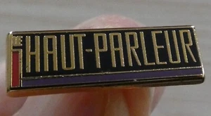 BEAU PIN'S MEDIA PRESSE MAGAZINE LE HAUT PARLEUR ZAMAC - Foto 1 di 2