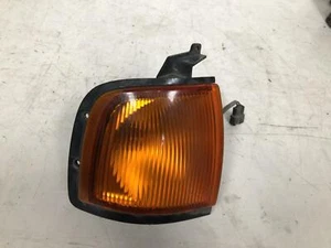 Ford Courier Right Corner Light PE 01/1999-10/2002 - Picture 1 of 3