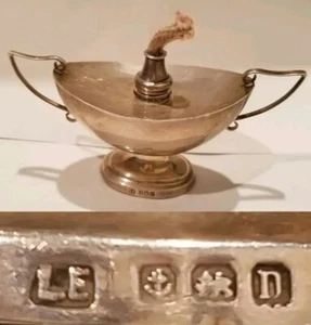 Lámpara de aceite inglesa vintage Lawrence Emanuel queroseno con sello LM Birmingham 1912 - Imagen 1 de 11