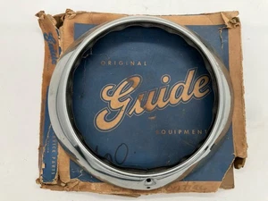 51-52 Pontiac Headlight Headlamp Ring NOS GUIDE - Bild 1 von 5