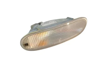 Freccia indicatore di direzione anteriore destra per VW NEW BEETLE (1C1, 9C1) 2.0 1C0953042D - Foto 1 di 9