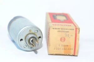 12 Volt Magnetschalter Bosch 0 331 302 033, Oldtimer, Starter Solenoid, NOS - Picture 1 of 9