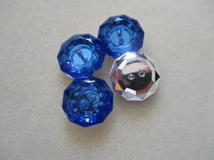 5 X 17MM 2 AGUJEROS AZUL MULTIFACÉTICO RESINA REDONDA PLATA TRASERA COSTURA BOTONES - Imagen 1 de 2