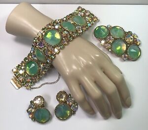 Vintage Hattie Carnegie Matching Bracelet, Brooch & Clip Earrings Set - Unsigned