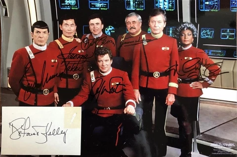 Star Trek- 15X10 Color Photograph Signed by all 7 Cast Members Cover