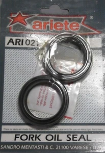 Top Quality Ariete Front Fork Oil Seals Aprilia AF-1 Tuareg 125 ETX350 ARI.021 - Picture 1 of 3