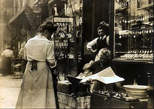 America Street Scene Photo Print, Italian Shop, N.Y. - Bild 1 von 1