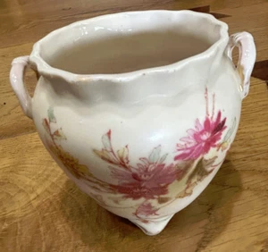 Vintage Small Porceline Hand Painted Pot - Picture 1 of 5